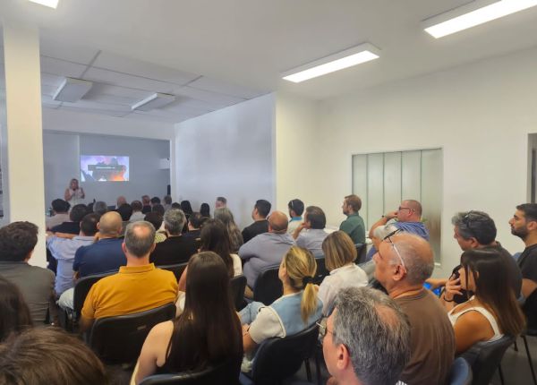 DESAFÍOS LABORALES EN LA ERA DIGITAL